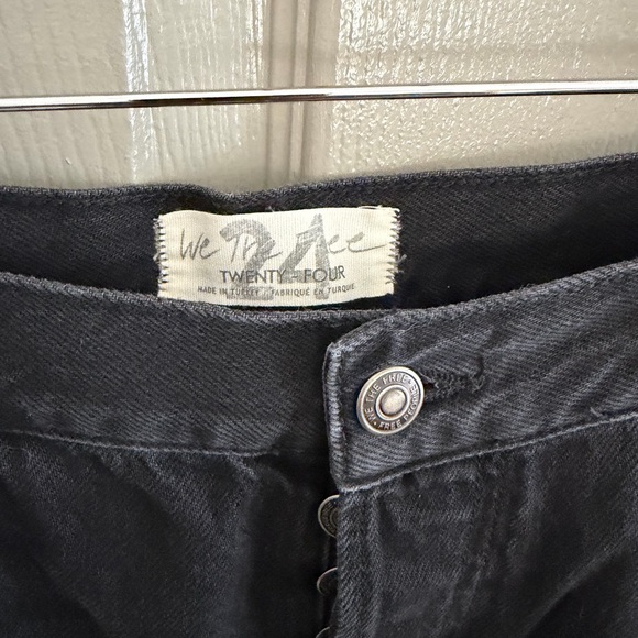 We The Free Black Distressed Straight-Leg Jeans sz 24 NWT - Picture 4 of 6